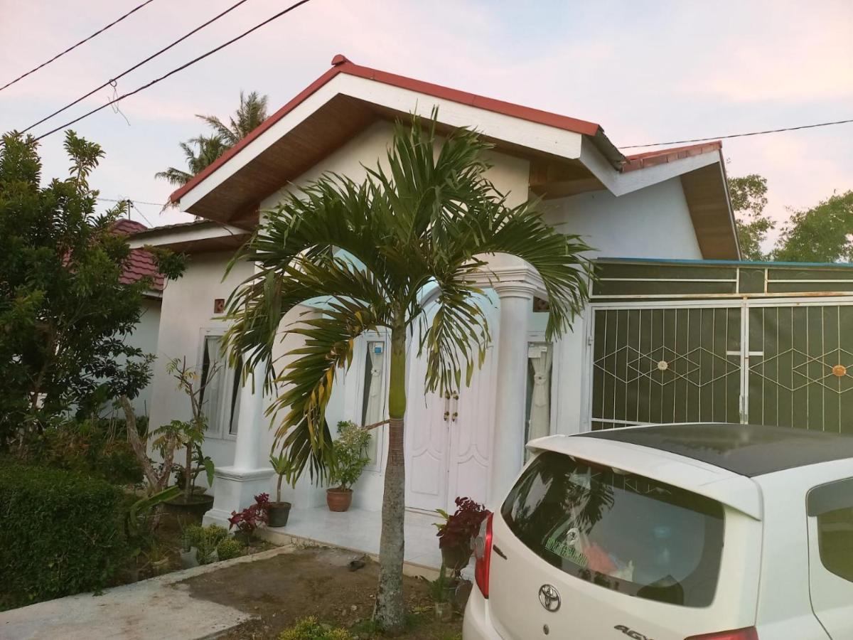 Homestay Berkah Syariah ブキティンギ エクステリア 写真