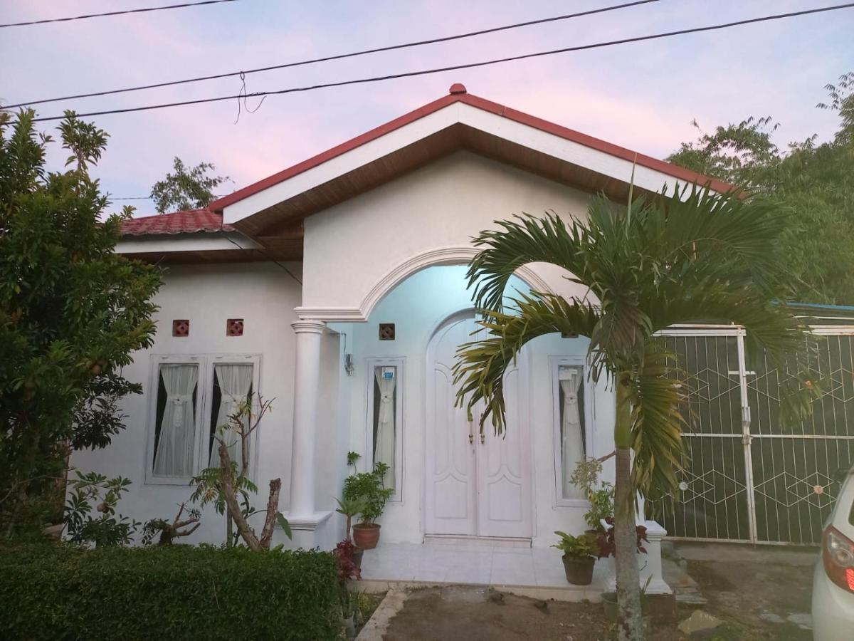 Homestay Berkah Syariah ブキティンギ 部屋 写真